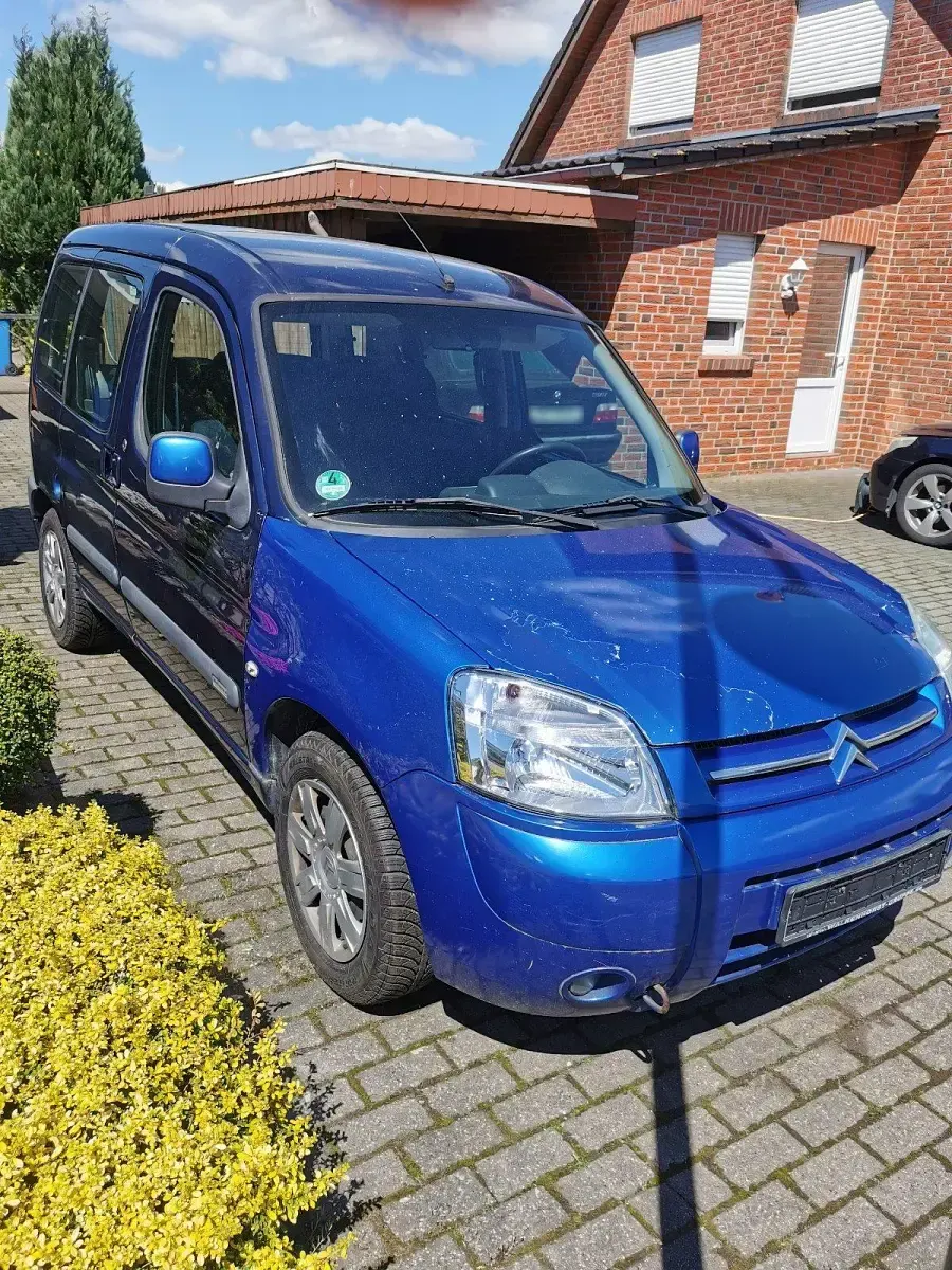 Gebraucht Citroën Berlingo 89 PS (65 kW) 2006 Blau Van / Kleinbus