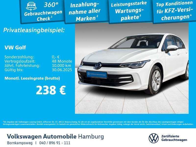 0q pure white Gebraucht 2024 VW Golf VIII Life Limousine | 26.333 € (Fairer Preis) - Bild 1/3