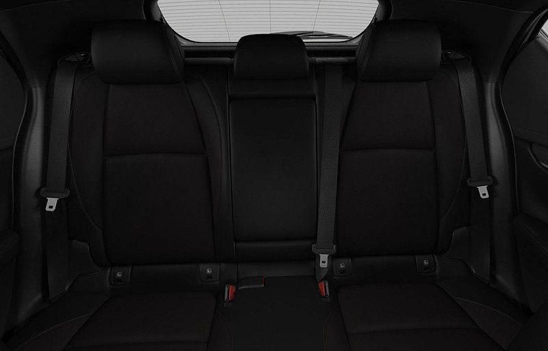 Neu Mazda 3 Center-Line 140 PS (102 kW) 2026 Soul red crystal m Limousine