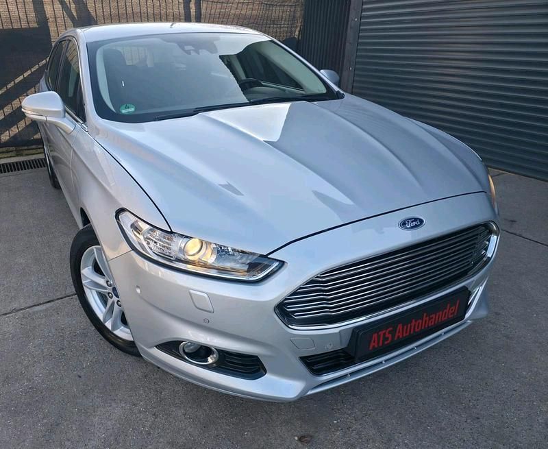 Gebraucht Ford Mondeo Titanium 165 PS (121 kW) 2018 Silber Kombi