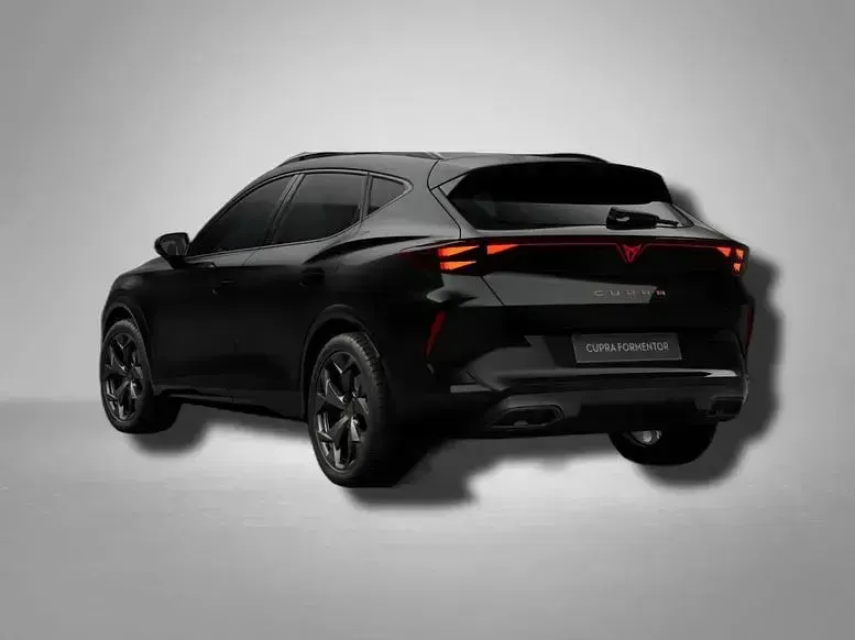 Neu Cupra Formentor 204 PS (150 kW) 2026 Magnetic grau metallic SUV