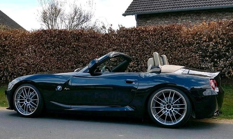 Schwarz Gebraucht 2003 BMW Z4 Cabrio | 19.999 € - Bild 1/4