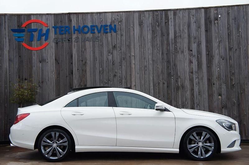 Gebraucht Mercedes CLA180 109 PS (80 kW) 2017 Weiß Limousine