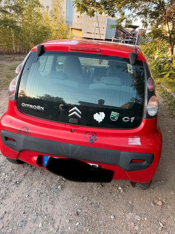 Rot Gebraucht 2008 Citroën C1 Kleinwagen | 1.000 € (Guter Preis) - Bild 1/4