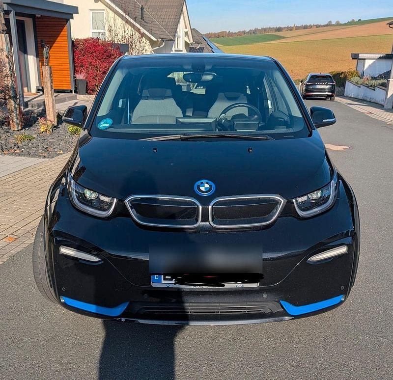 Schwarz Gebraucht 2021 BMW i3 Comfort Edition Kleinwagen | 18.500 € (Guter Preis) - Bild 1/4