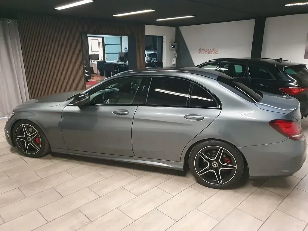Gebraucht Mercedes C220 AMG line 194 PS (142 kW) 2021 Grau Limousine
