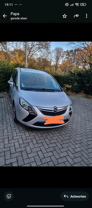 Grau Gebraucht 2013 Opel Zafira Tourer Van / Kleinbus | 5.499 € (Superpreis) - Bild 1/4