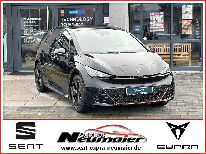 Schwarz Neu 2025 Cupra Born Kleinwagen | 35.850 € (Etwas zu teuer) - Bild 1/4