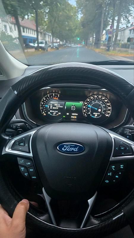 Schwarz Gebraucht 2016 Ford Mondeo Titanium Kombi | 13.500 € (Teuer) - Bild 1/4