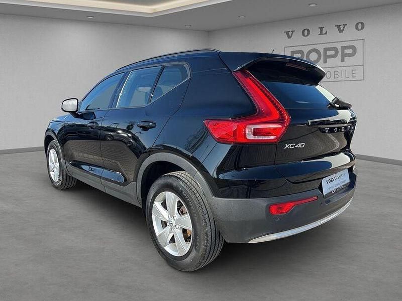 Gebraucht Volvo XC40 129 PS (94 kW) 2023 Black solid (stone) / solid SUV