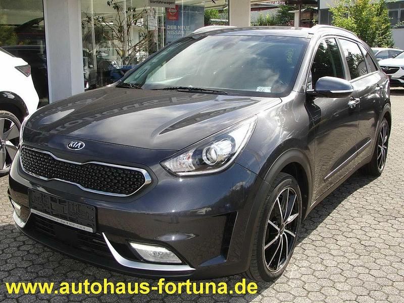 Gebraucht Kia Niro Vision 105 PS (77 kW) 2017 Platinum graphite SUV