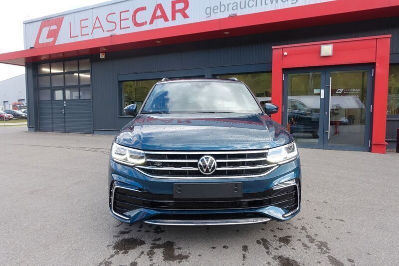 Blau Gebraucht 2021 VW Tiguan R-line SUV | 27.900 € (Guter Preis) - Bild 1/4