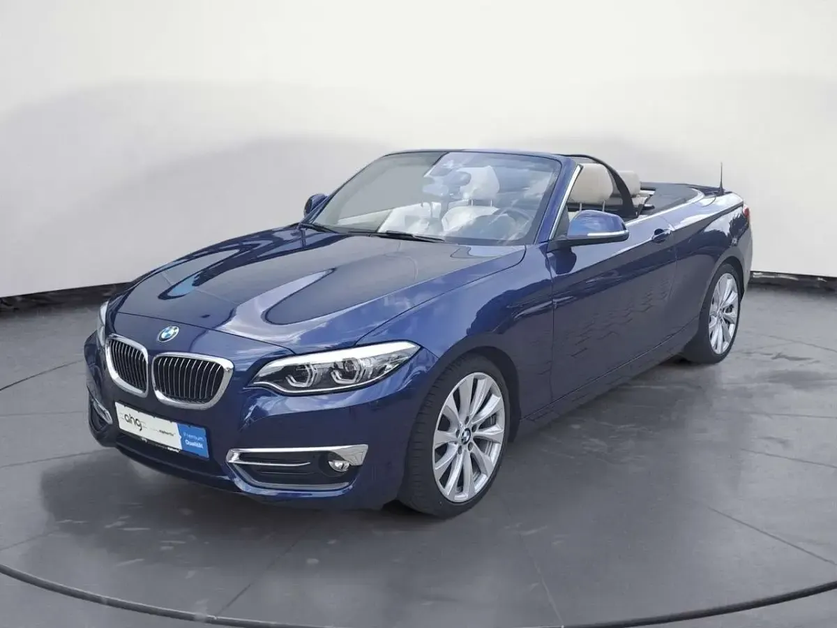 Gebraucht BMW 225 Luxury Line 224 PS (164 kW) 2018 Blau Cabrio