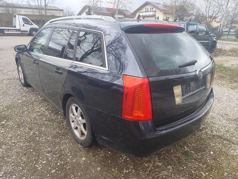 Gebraucht Cadillac BLS 175 PS (128 kW) 2010 Blau Limousine