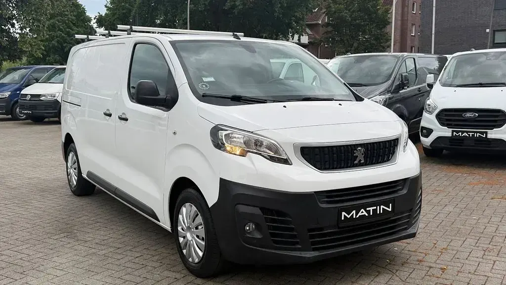 Gebraucht Peugeot Expert Premium 122 PS (89 kW) 2020 Blanc banquise Van