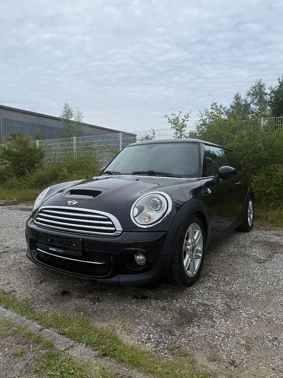 Schwarz Gebraucht 2012 Mini Cooper D Kleinwagen | 4.300 € (Fairer Preis) - Bild 1/4