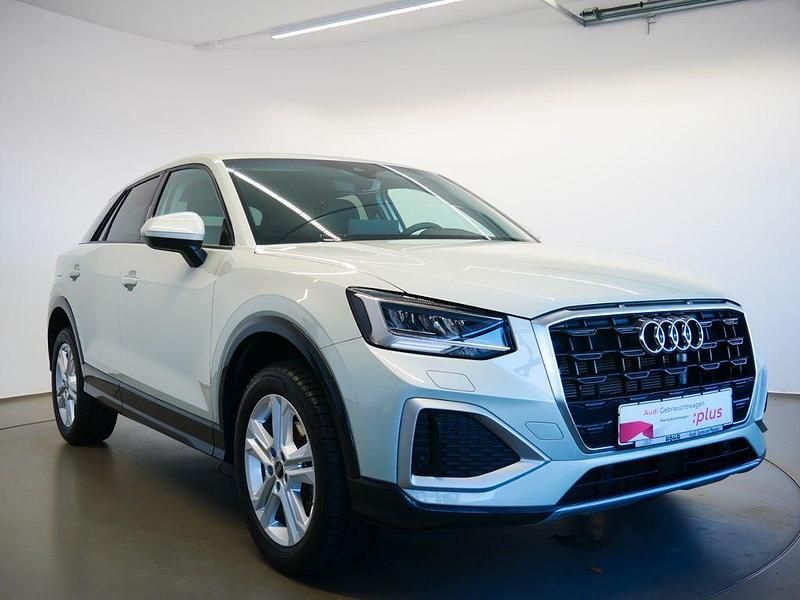 Gebraucht Audi Q2 Advanced 116 PS (85 kW) 2024 Tausilber metallic SUV