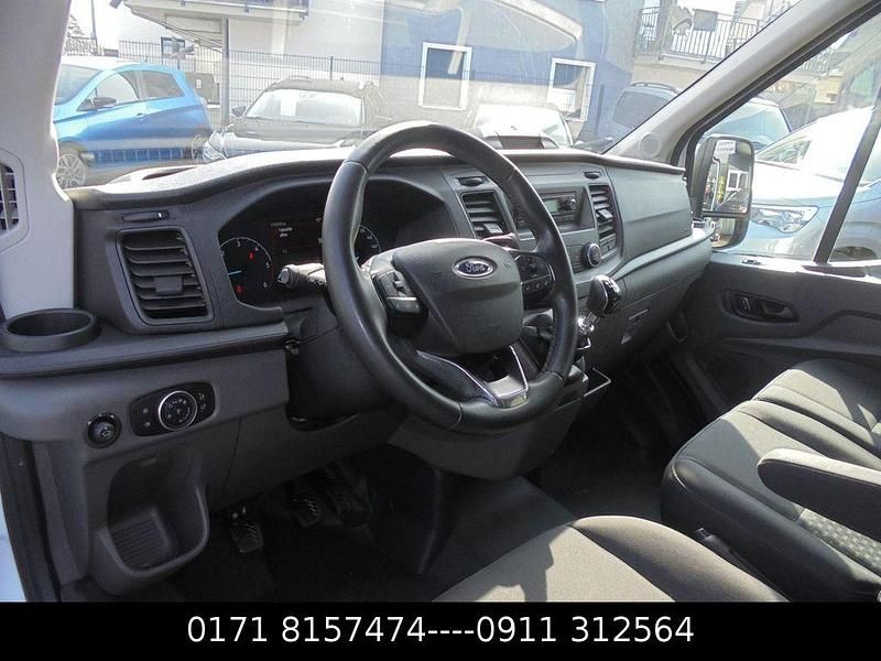 Usado Ford Transit Trend 131 HP (96 kW) 2022 Branco Monovolume