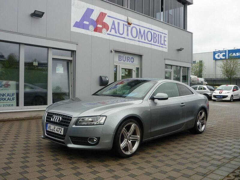 Grau Gebraucht 2010 Audi A5 S-Line Coupé | 12.500 € (Teuer) - Bild 1/4