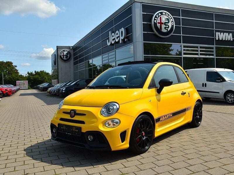 Gelb Gebraucht 2020 Abarth 595 Competizione Kleinwagen | 25.990 € (Etwas zu teuer) - Bild 1/4