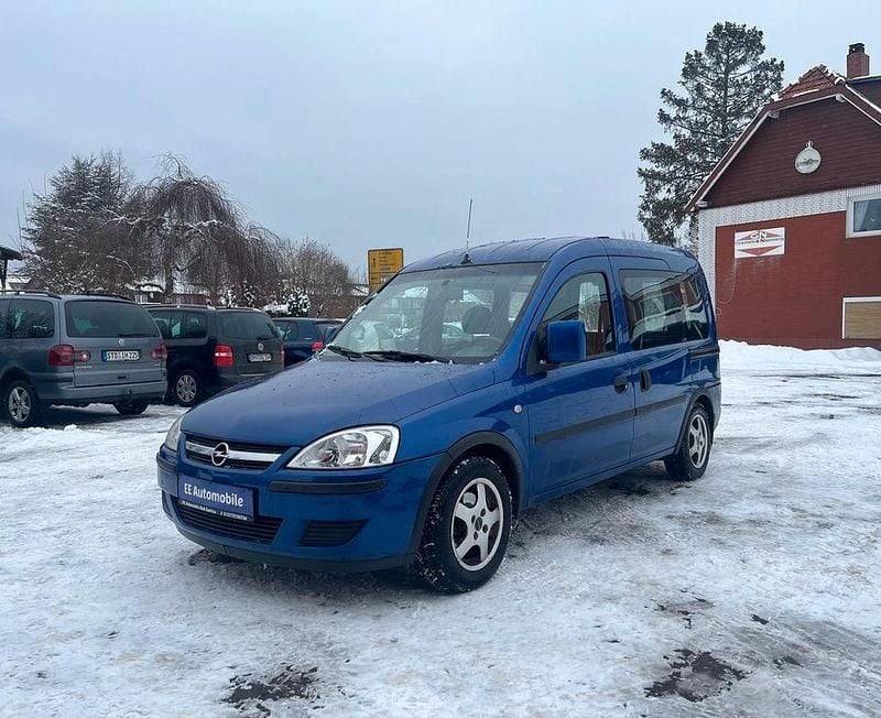 Blau Gebraucht 2005 Opel Combo Van / Kleinbus | 2.999 € (Fairer Preis) - Bild 1/4