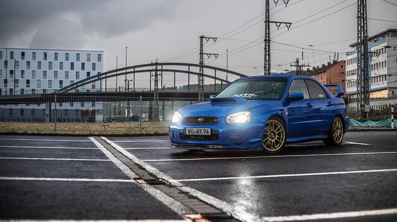 Blau Gebraucht 2003 Subaru Impreza Limousine | 16.400 € (Fairer Preis) - Bild 1/4