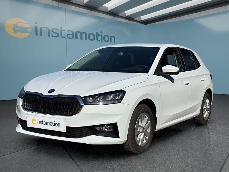 Weiß Gebraucht 2025 Skoda Fabia Kleinwagen | 22.049 € (Fairer Preis) - Bild 1/4