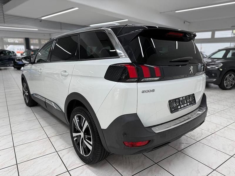 Gebraucht Peugeot 5008 Allure 179 PS (131 kW) 2020 Weiß SUV
