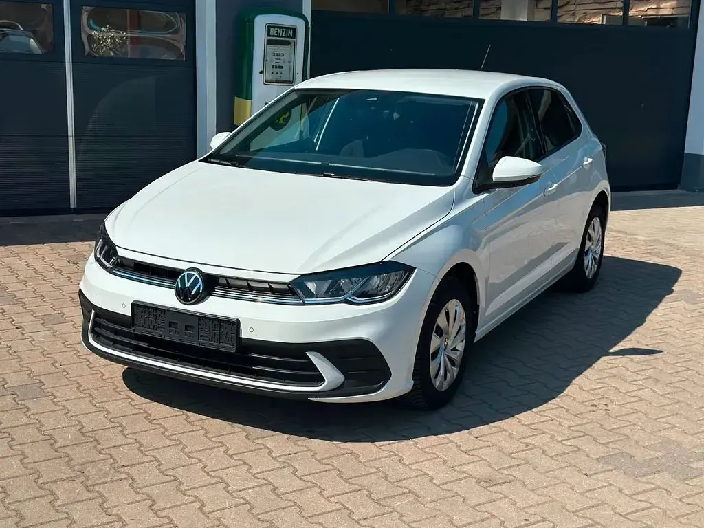 Gebraucht VW Polo Life 95 PS (69 kW) 2022 Weiß Kleinwagen