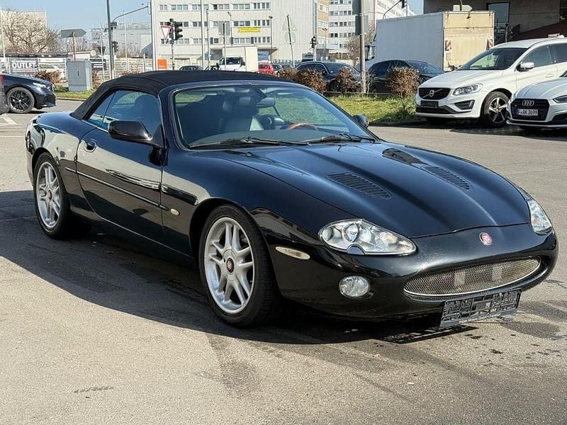 Gebraucht Jaguar XKR Supercharged 363 PS (266 kW) 2002 Schwarz Cabrio