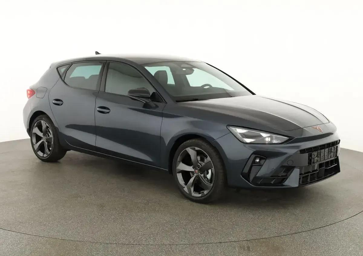 Ny Cupra Leon 150 HK (110 kW) 2026 Grå Sedan