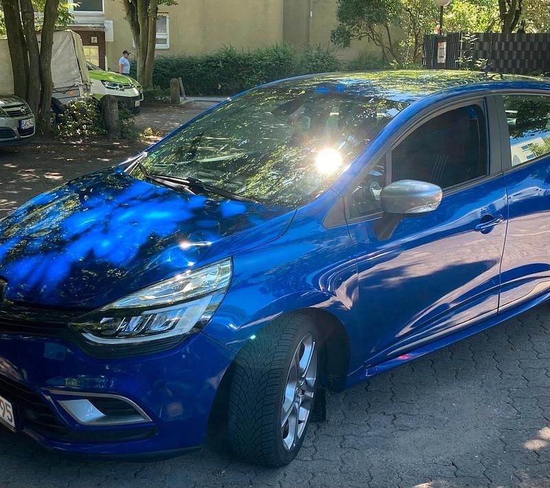 Blau Gebraucht 2018 Renault Clio IV GT-Line Kleinwagen | 6.500 € (Superpreis) - Bild 1/4