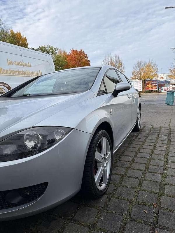Gebraucht 2005 Seat Leon Stylance Limousine | 2.500 € (Fairer Preis) - Bild 1/4
