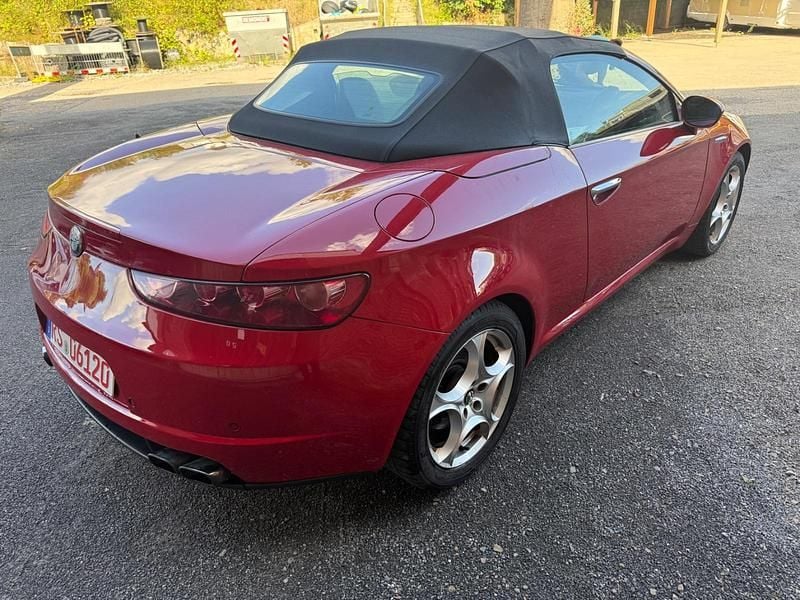 Gebraucht Alfa Romeo Spider Exclusive 260 PS (191 kW) 2008 Rot Cabrio