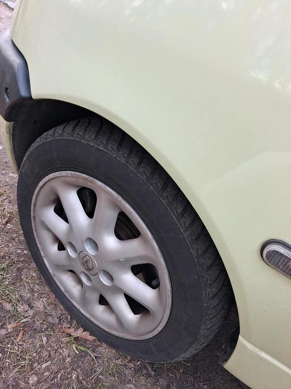 Gebraucht Renault Twingo 58 PS (42 kW) 2007 Grün Kleinwagen