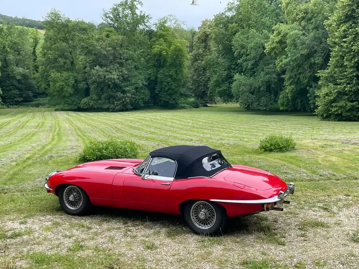 Gebraucht Jaguar E-Type 268 PS (197 kW) 1970 Rot Cabrio
