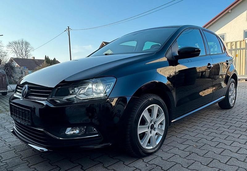 Gebraucht VW Polo 90 PS (66 kW) 2015 Schwarz Kleinwagen