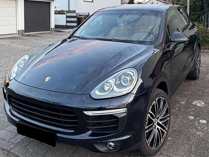 Gebraucht Porsche Cayenne 239 PS (175 kW) 2017 Blau SUV