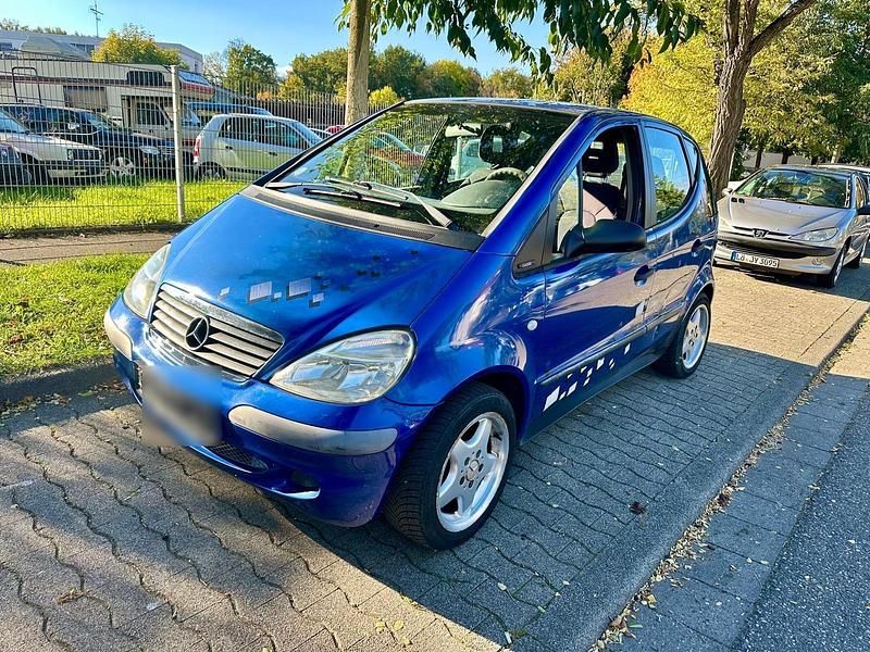 Blau Gebraucht 2001 Mercedes A170 Kleinwagen | 1.100 € - Bild 1/4