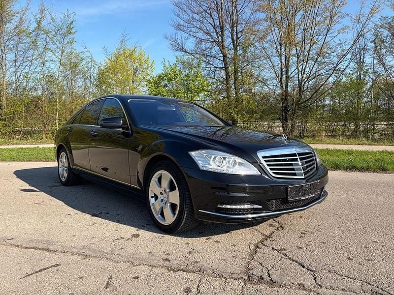 Gebraucht Mercedes S350 258 PS (189 kW) 2012 Schwarz Limousine