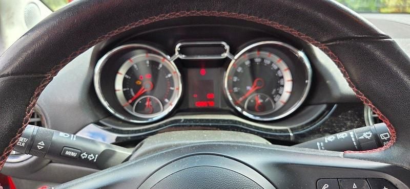 Second-hand Opel Adam 87 CP (63 kW) 2013 Hatchback