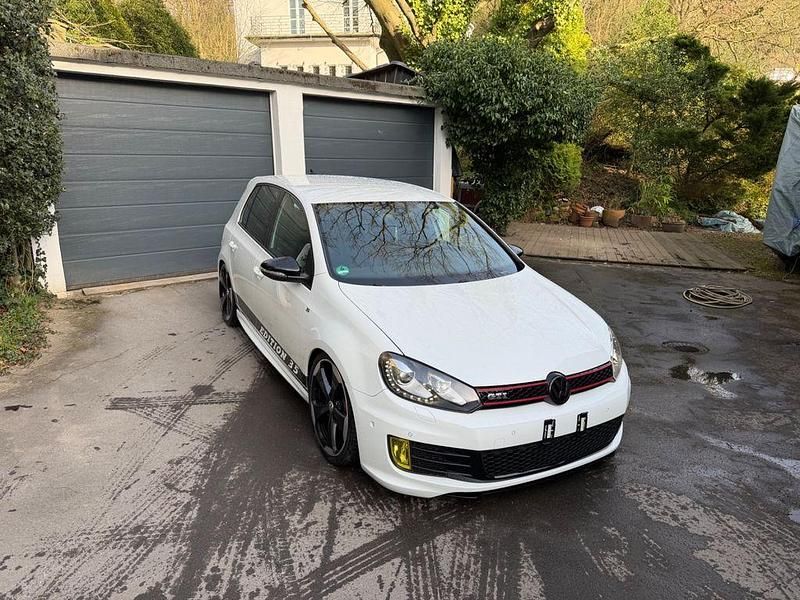 Gebraucht VW Golf VII Edition 235 PS (172 kW) 2012 Weiß Limousine