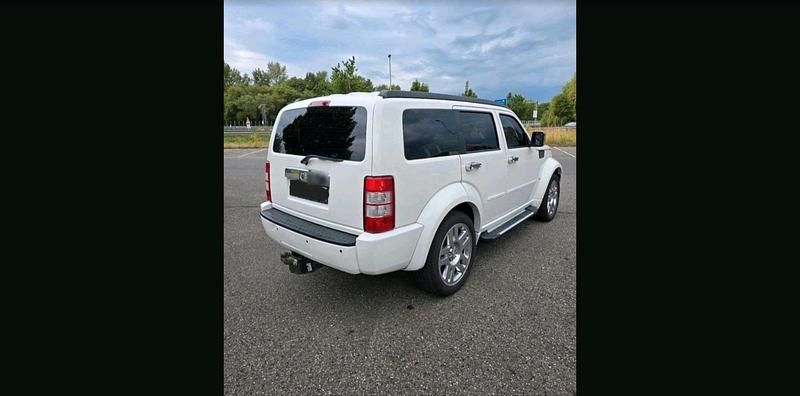 Gebraucht Dodge Nitro 174 PS (127 kW) 2008 Weiß SUV