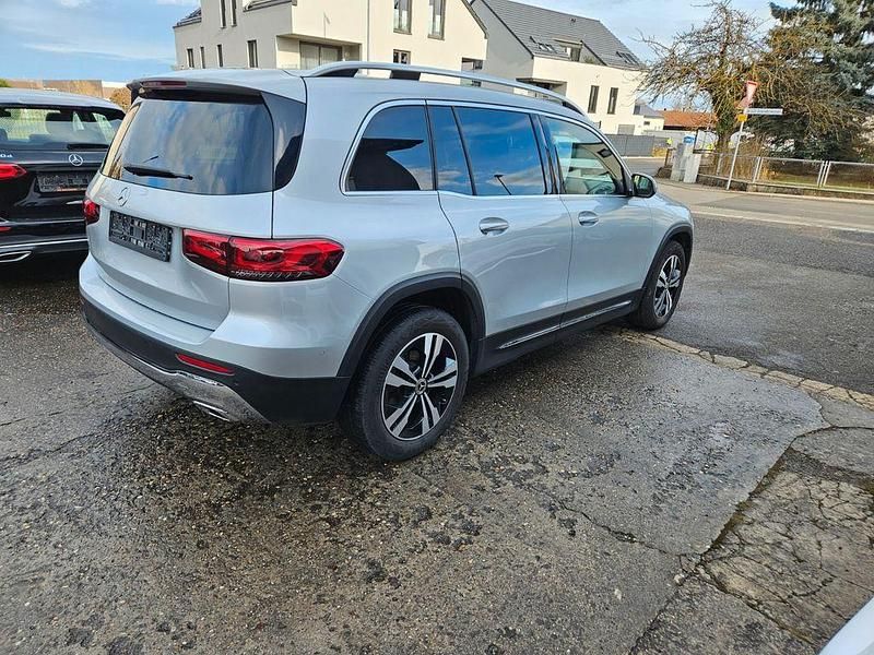 Gebraucht Mercedes GLB200 150 PS (110 kW) 2022 Silber SUV