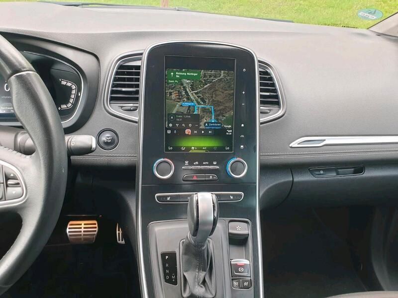 Grau Gebraucht 2018 Renault Scénic IV Intens Van / Kleinbus | 14.500 € (Fairer Preis) - Bild 1/4
