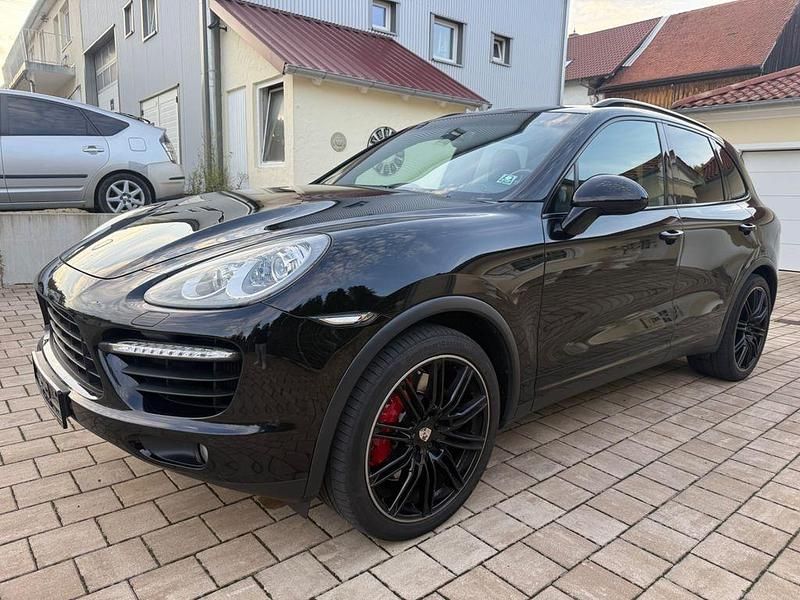 Schwarz Gebraucht 2011 Porsche Cayenne Turbo SUV | 18.900 € (Fairer Preis) - Bild 1/4