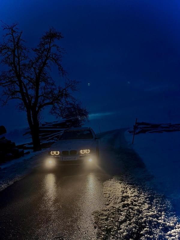 Gebraucht BMW 530 193 PS (141 kW) 2003 Silber Kombi