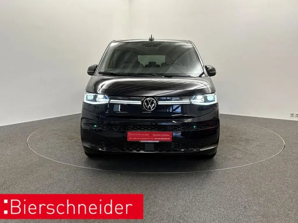 Gebraucht VW Multivan Style 150 PS (110 kW) 2024 Schwarz Van / Kleinbus