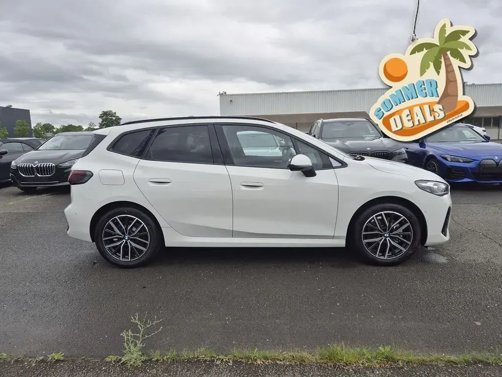 Neu BMW 225 M Sport 245 PS (180 kW) 2026 Weiß Van / Kleinbus