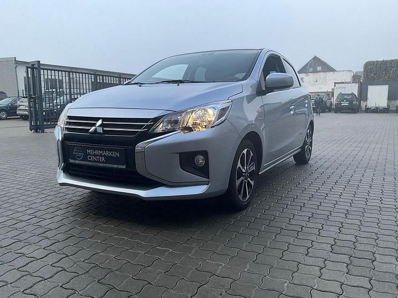 Silber Gebraucht 2025 Mitsubishi Space Star Select+ Limousine | 16.750 € (Etwas zu teuer) - Bild 1/4